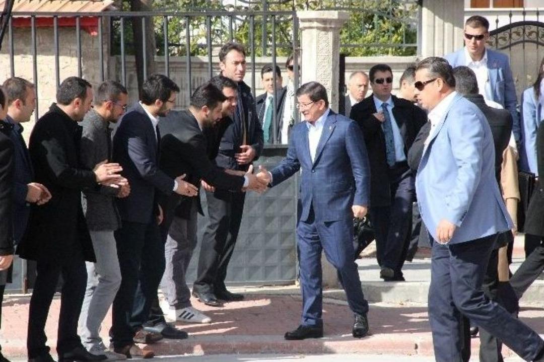 Başbakan Davutoğlu Oyunu Kullandı