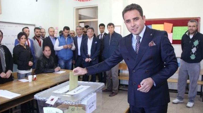 İshak Gazel Oyunu Şehitler Ortaokulu&rsquo;nda Kullandı