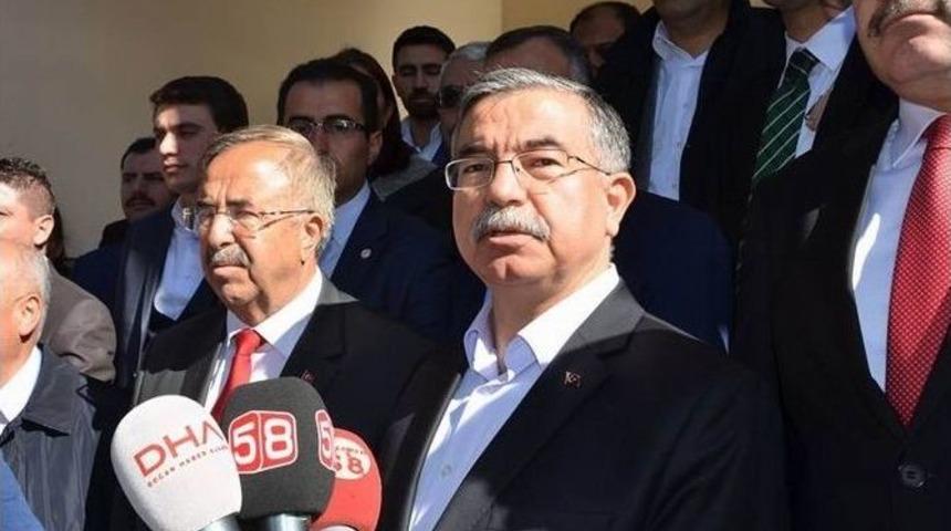 Tbmm Başkanı Yılmaz Oyunu Kullandı