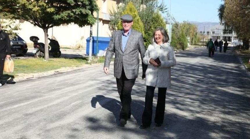 Kurt &Ccedil;ifti Oylarını Kullandı