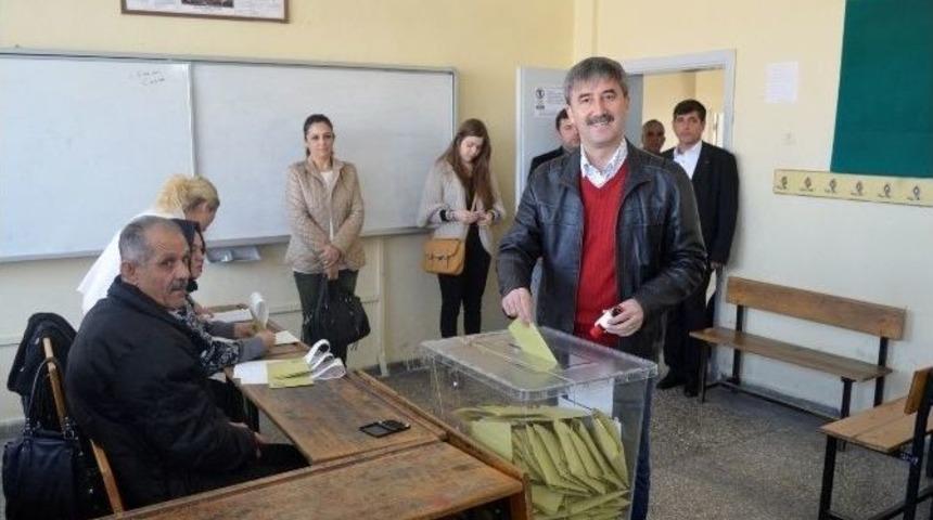 Başkan Şirin Oyunu Ailesiyle Birlikte Kullandı