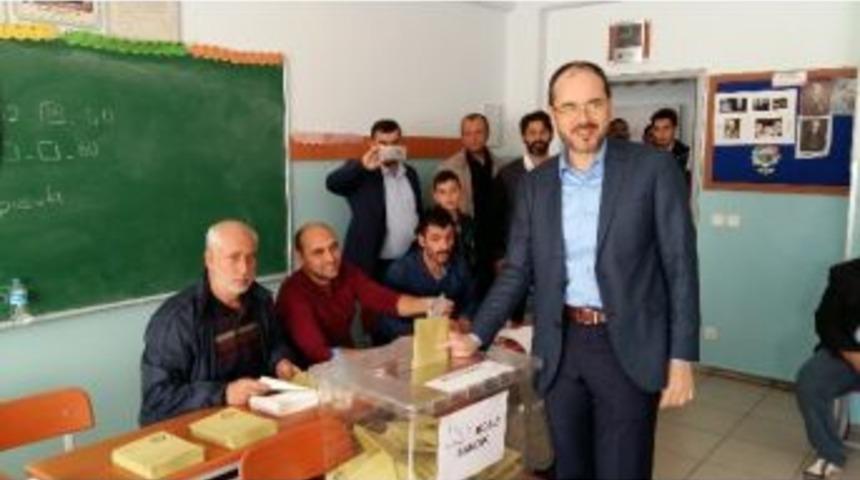 Başkan Ayaz Oyunu Kullandı