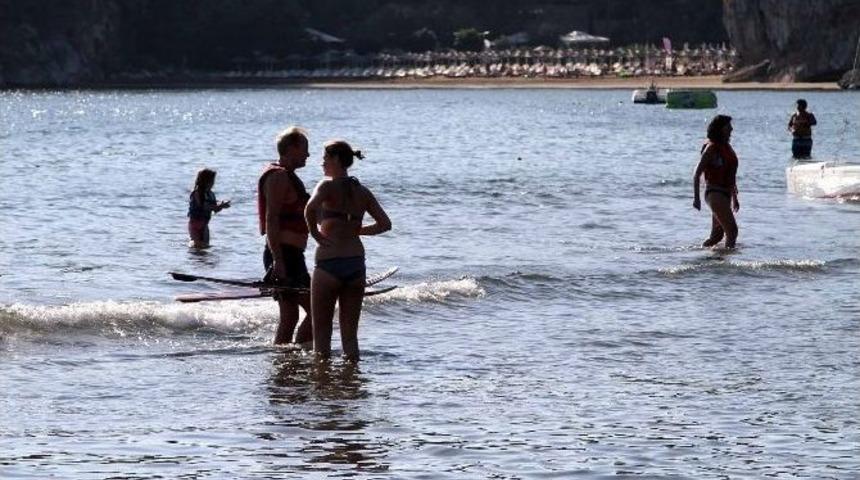 Kasım&rsquo;da Denizin Keyfini &Ccedil;ıkardılar