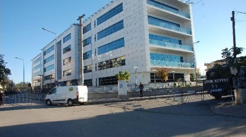 Adıyaman Adliyesi&rsquo;nde Yoğun G&uuml;venlik &Ouml;nlemi