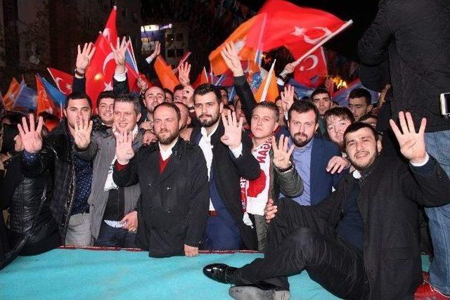 Kocaeli’de Ak Parti’nin Seçim Zaferi Coşkuyla Kutlandı