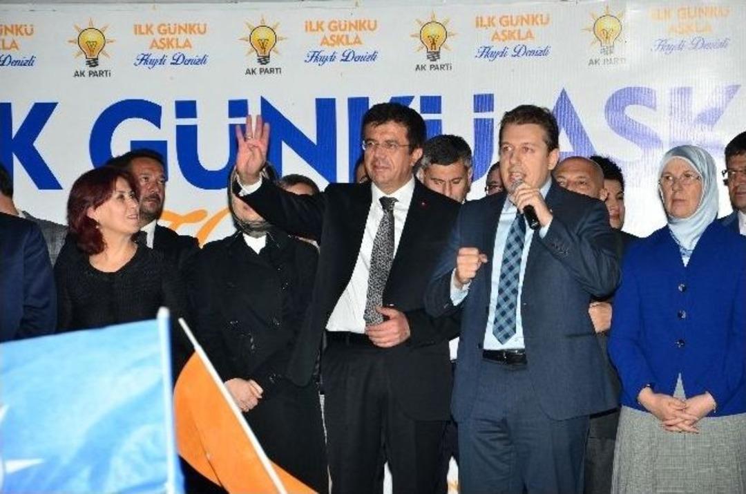 Bakan Zeybekci, Ak Parti&rsquo;nin Zaferini Zeybek Oynayarak Kutladı