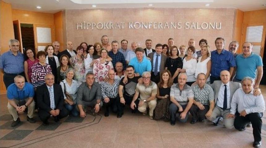 &Ccedil;&uuml; Tıp Mezunları 30 Yıl Sonra Buluştu