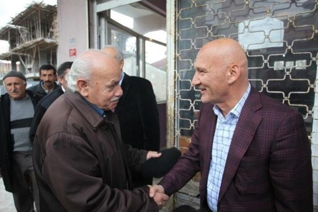 Başkan Altınok &Ouml;z, Mahalle Gezilerine Devam Ediyor