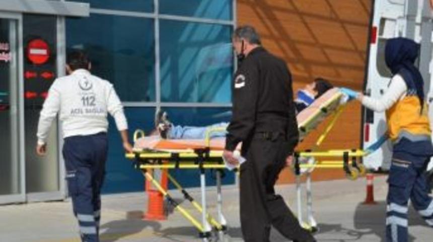 Otomobilin &Ccedil;arptığı &Ccedil;ocuk Yaralandı