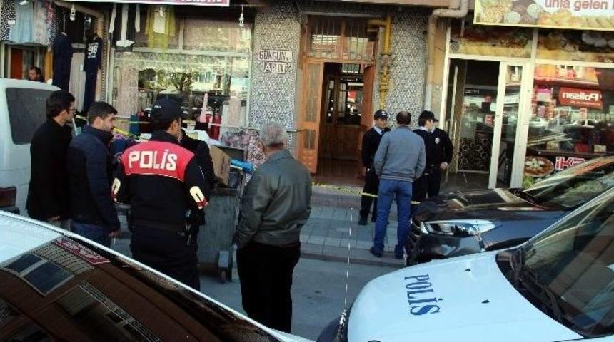 K&uuml;tahya&rsquo;da Koca Dehşeti: 1 &Ouml;l&uuml;, 2 Polis Yaralı