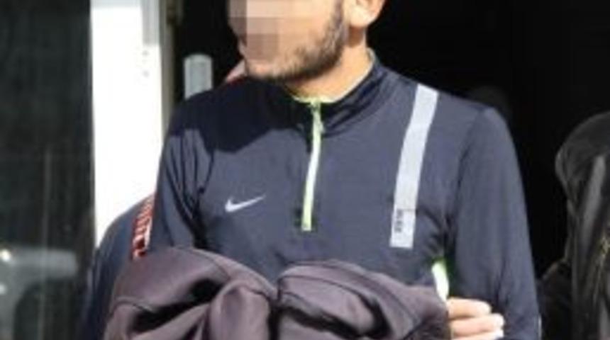 Bonzai Satarken Su&ccedil;&uuml;st&uuml; Yakalandı