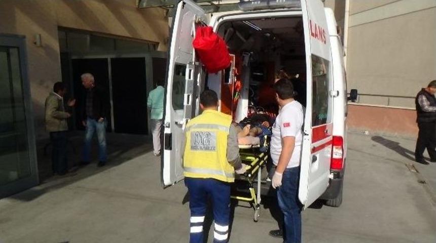 Miras Y&uuml;z&uuml;nden Akrabalarıyla Tartıştı Bacağından Vuruldu