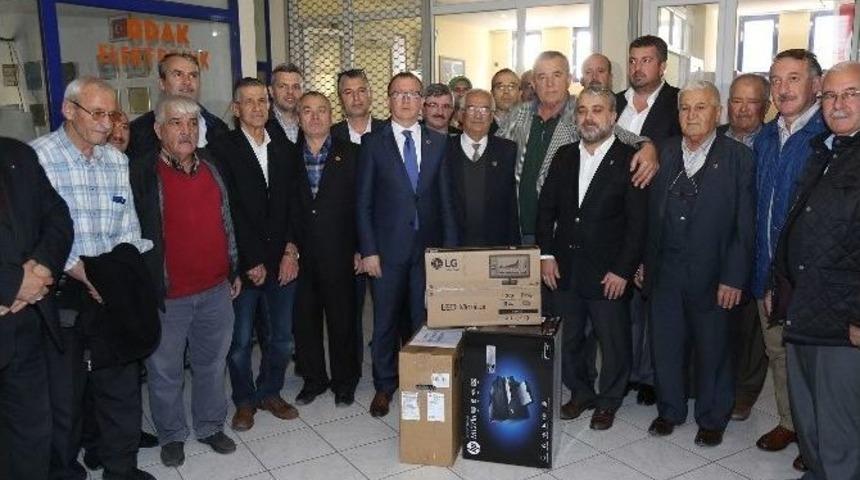 B&uuml;y&uuml;kşehir&rsquo;in Muhtarlara Desteği S&uuml;r&uuml;yor