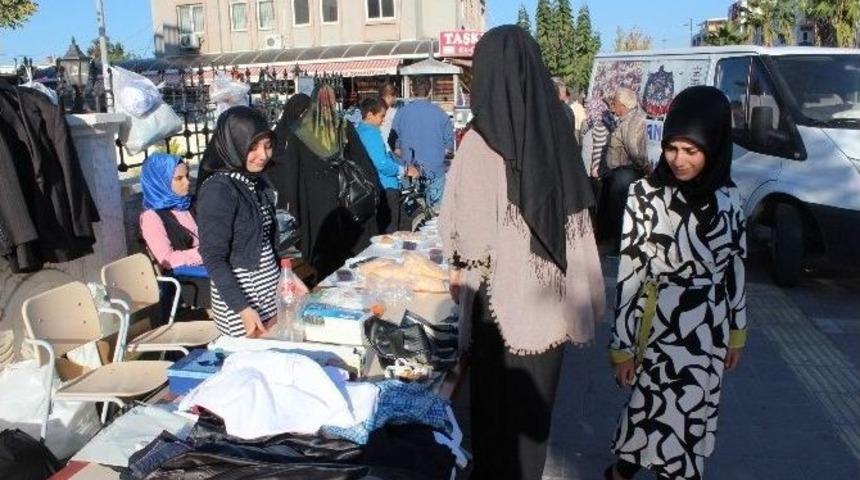 İhh Didim Şubesi, Suriyeliler İ&ccedil;in Kermes D&uuml;zenledi