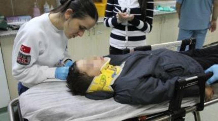 Parkta Kaydıraktan D&uuml;şen &Ccedil;ocuk Hastanelik Oldu