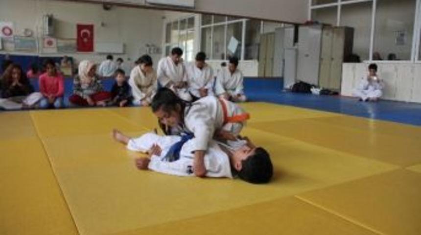 Van&rsquo;da Judo Kuşak Sınavı