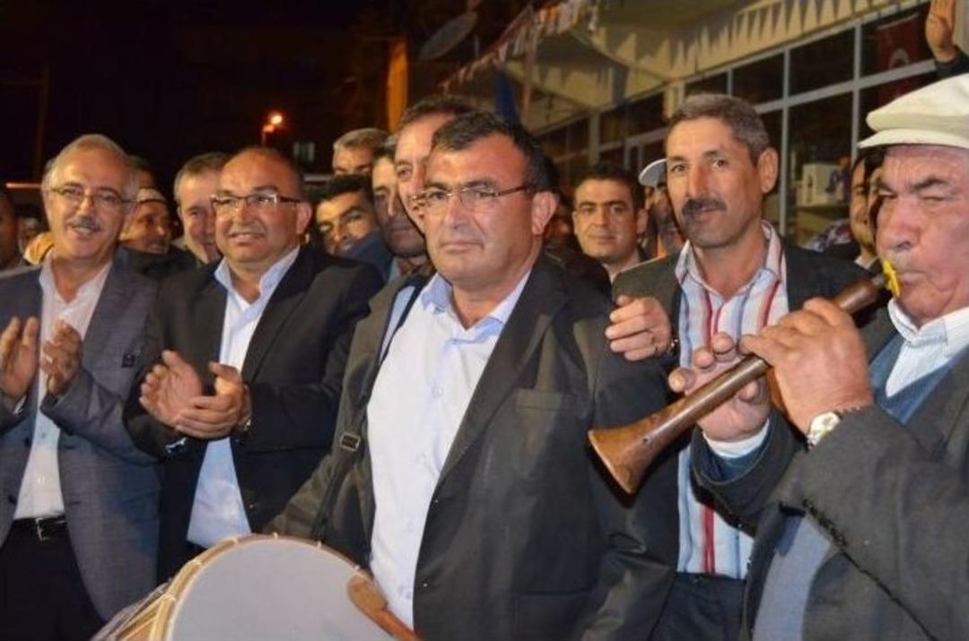 İsmail Bilen&rsquo;e Davul Zurnalı Karşılama