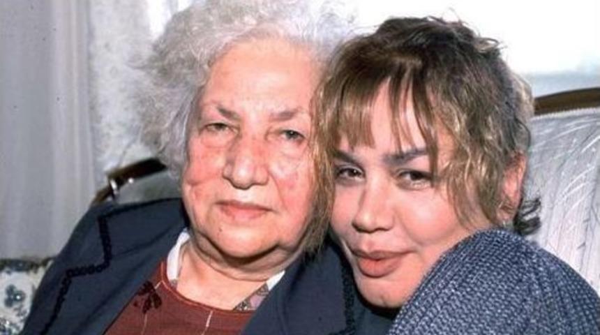 Sezen Aksu&rsquo;nun Annesinin Tedavisi Evinde Yapılacak