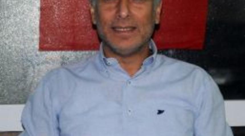 "meral Akşener&rsquo;i İstiyoruz" Deyip Mhp&rsquo;den İstifa Etti