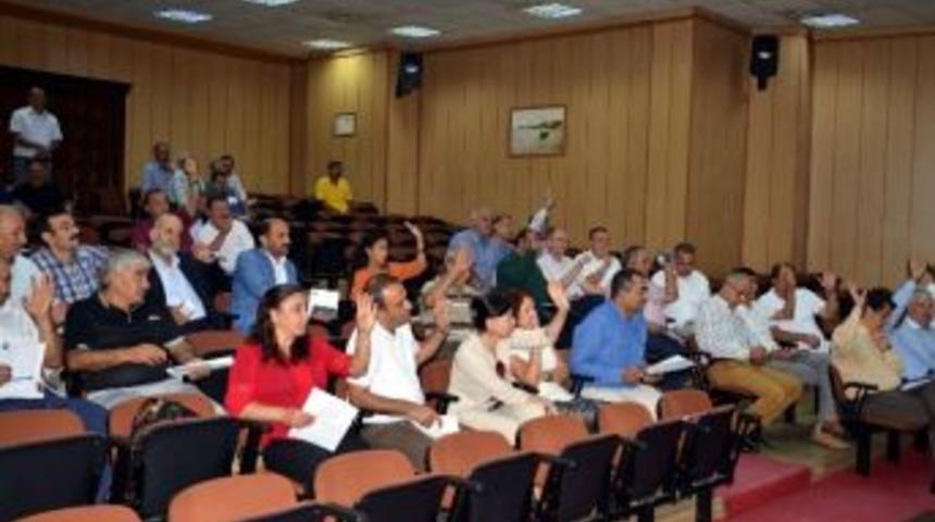 Akdeniz Belediye Meclisi Toplandı
