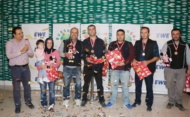 Burgaz Çalışanları Bowling Turnuvasında Kıyasıya Yarıştı