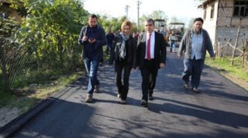 Adapazarı Belediyesi Asfalt &Ccedil;alışmalarına Devam Ediyor