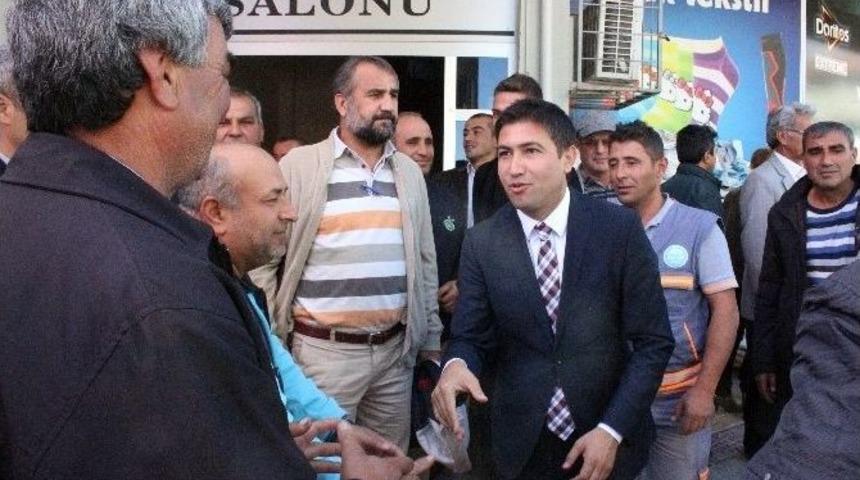 Yurt Dışı Oylarıyla Milletvekili Se&ccedil;ilen Cahit &Ouml;zkan&rsquo;ın Mutluluğu