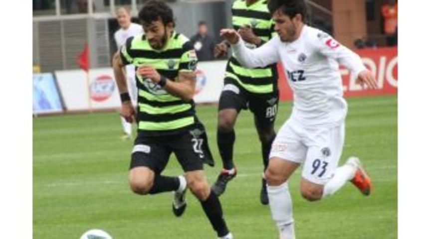 G&uuml;ray Vural, Akhisar Formasıyla &rsquo;dalya&rsquo; Dedi