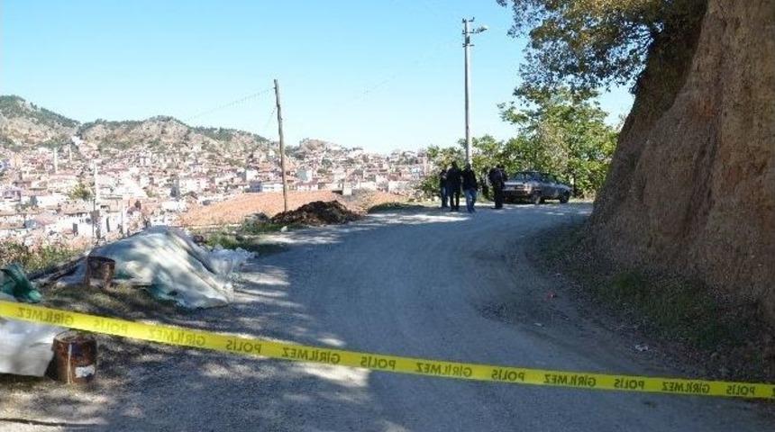 19 Yaşındaki Gen&ccedil; Silahla Vurulmuş Halde Bulundu