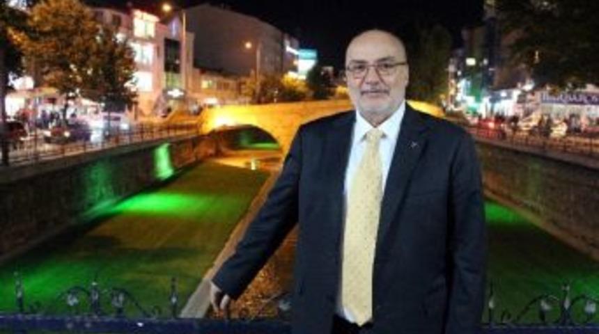Ahmet Yelis, Se&ccedil;mene Teşekk&uuml;r Etti