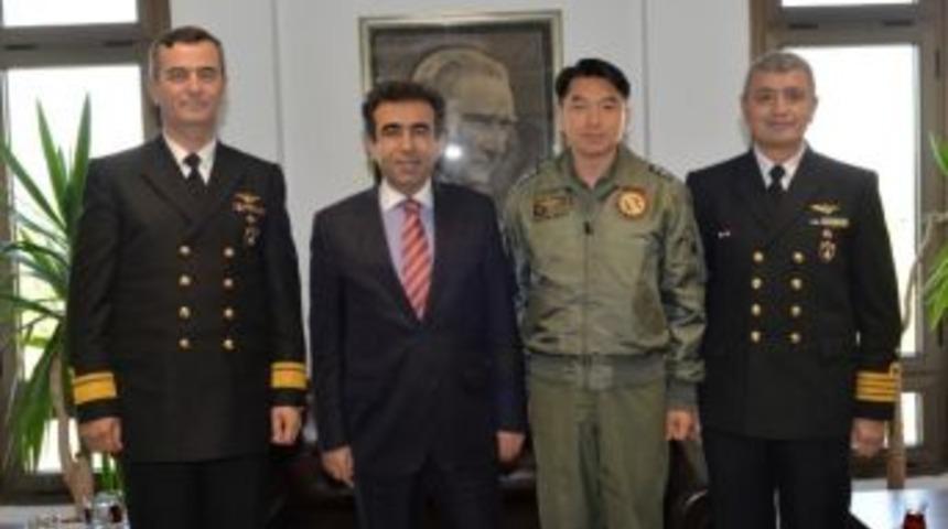 Vali G&uuml;zeloğlu&rsquo;ndan Deniz Hava Komutanı&rsquo;na Ziyaret
