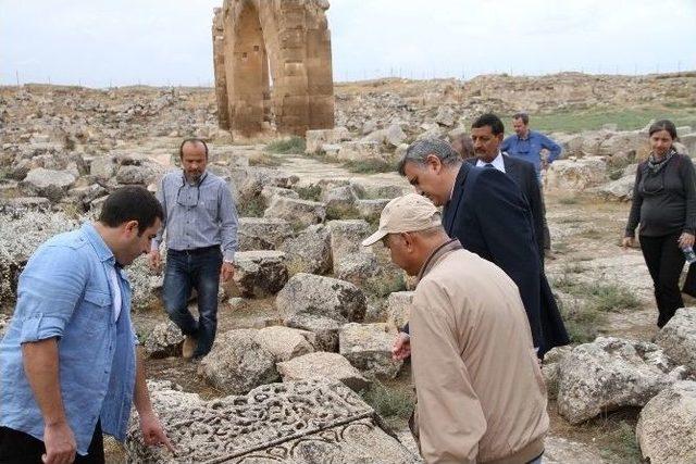 Işıd’in Suriye’de 600 Yıllık Manastırı Yıkması