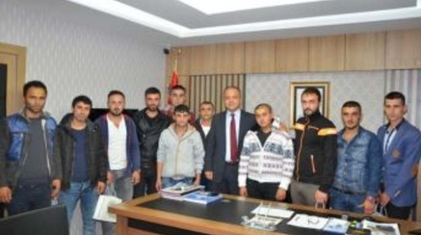 Kınalı Kuzulardan Başkan &Uuml;&ccedil;ok&rsquo;a Ziyaret