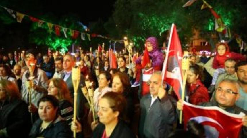 Buca&rsquo;da Cumhuriyet Coşkusu Devam Ediyor