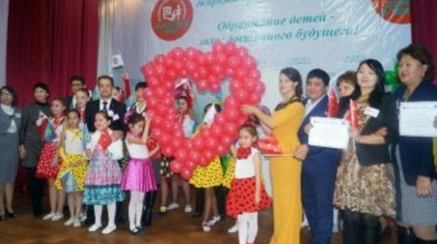Kazakistanlı Selzedelere Tika&rsquo;dan Destek