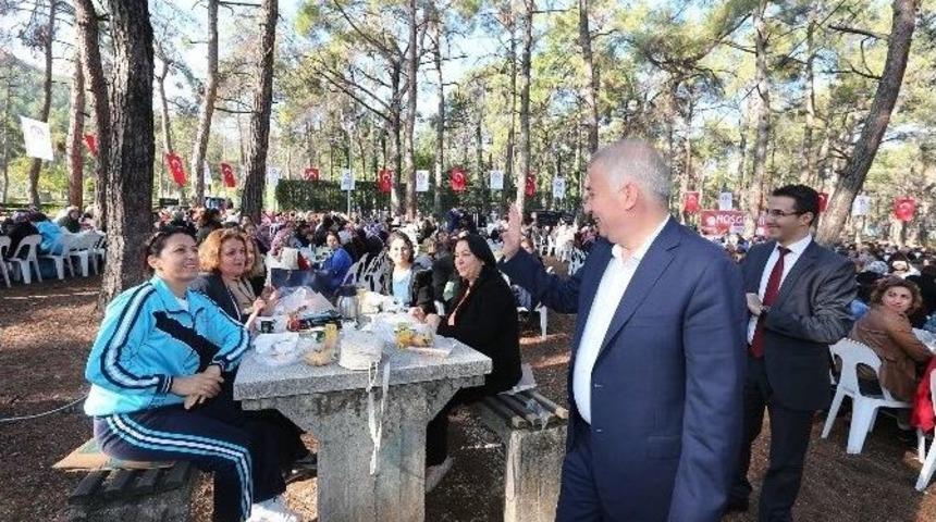 Başkan Zolan Kursiyerlerle Bir Araya Geldi