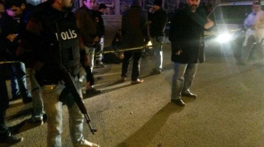 D&ouml;rd&uuml;nc&uuml; Kattan Atlayarak İntihar Etti