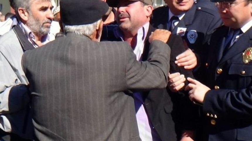 Trafik Kazasında &Ouml;len Polis Memuru Son Yolculuğuna Uğurlandı