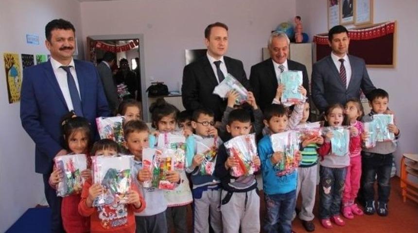 İncesu Belediyesi &Ouml;ğrencilere Destek Olmaya Devam Ediyor