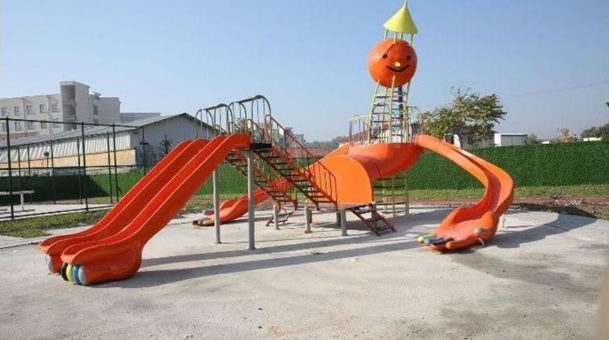 Adapazarı Belediyesi Hizmette Sınır Tanımıyor