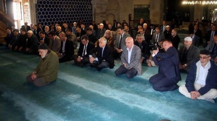 Organ Bağışlayanlar İ&ccedil;in Mevlit Okutuldu