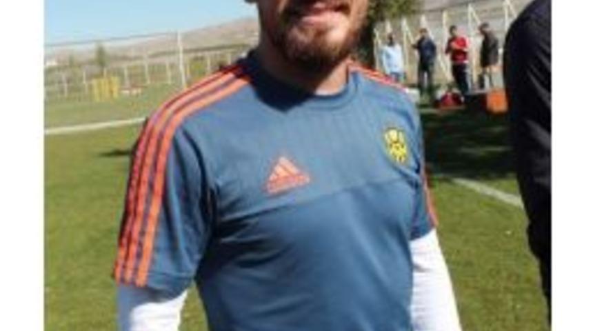 Yeni Malatyaspor&rsquo;da Moraller Bozuk