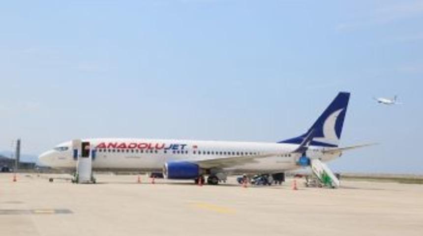 Ordu-giresun Havalimanı G&uuml;nde 800 Yolcuya Hizmet Verdi