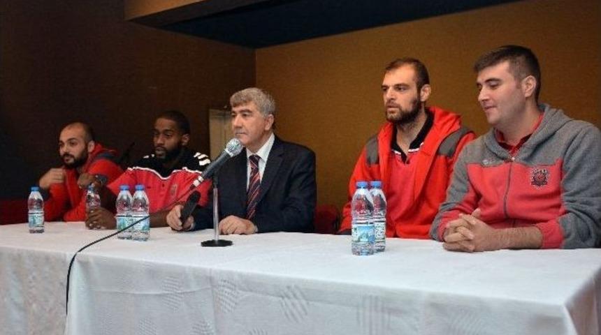 Eskişehir Basket, Fatih Fen Lisesi&rsquo;nde Panele Katıldı