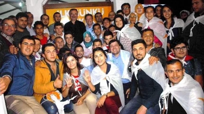 &Ouml;zyer; &ldquo;t&uuml;rkiye&rsquo;nin İhtiya&ccedil; Duyduğu Sivil Anayasayı Yaparız&rdquo;