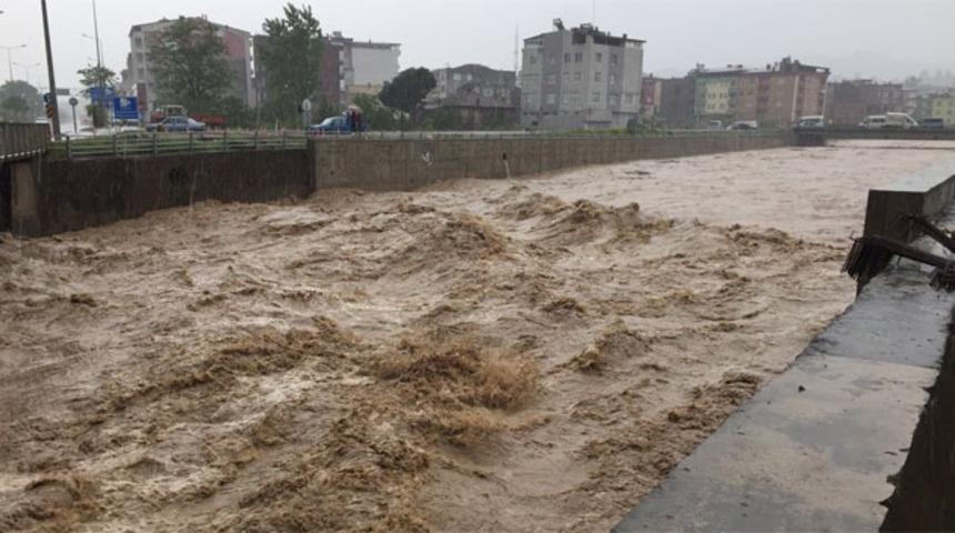 Meteoroloji'den Eskişehir, Bilecik ve K&uuml;tahya i&ccedil;in son dakika sel uyarısı!