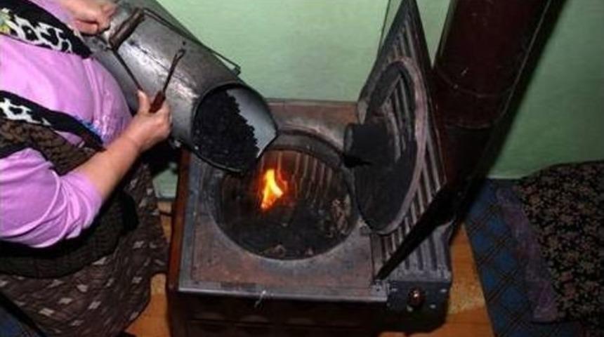 Kastamonu&rsquo;da 3 Kişi Sobadan Sızan Gazdan Zehirlendi