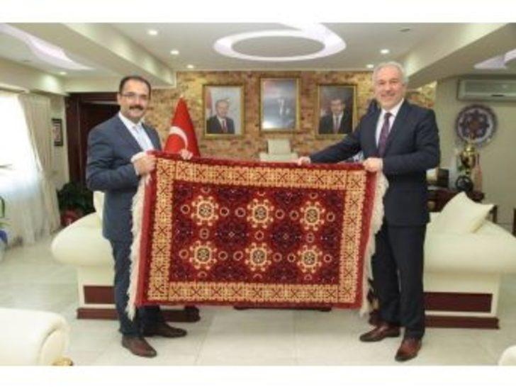 Başkan Nurullah Cahan, Kamil Saraçoğlu’nu Ziyaret Etti