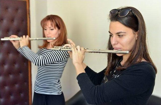 Muratpaşa Eğitim Sanat Toplulukları Merkezi Açıldı