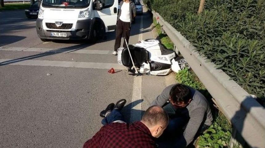 Minib&uuml;s&uuml;n &Ccedil;arptığı Engelli Ağır Yaralandı